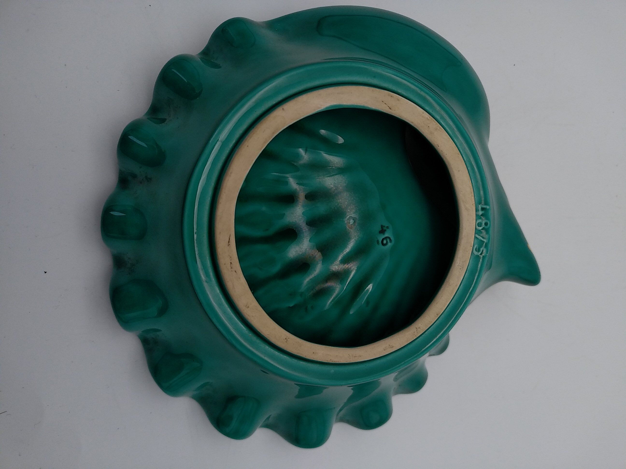 Empty shell pocket 1950 . Ceramics.