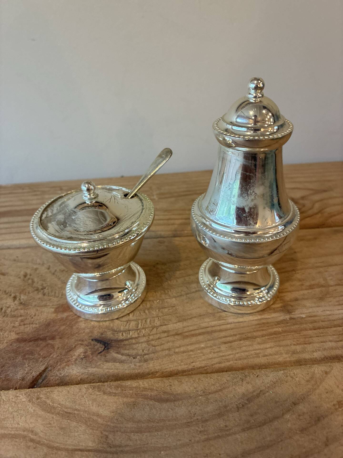 Vintage silver-plated table service duo – Mustard pot with spoon
