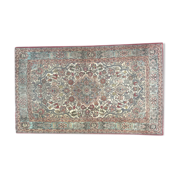 Tapis Persan Ghoum fait main 140x234 cm