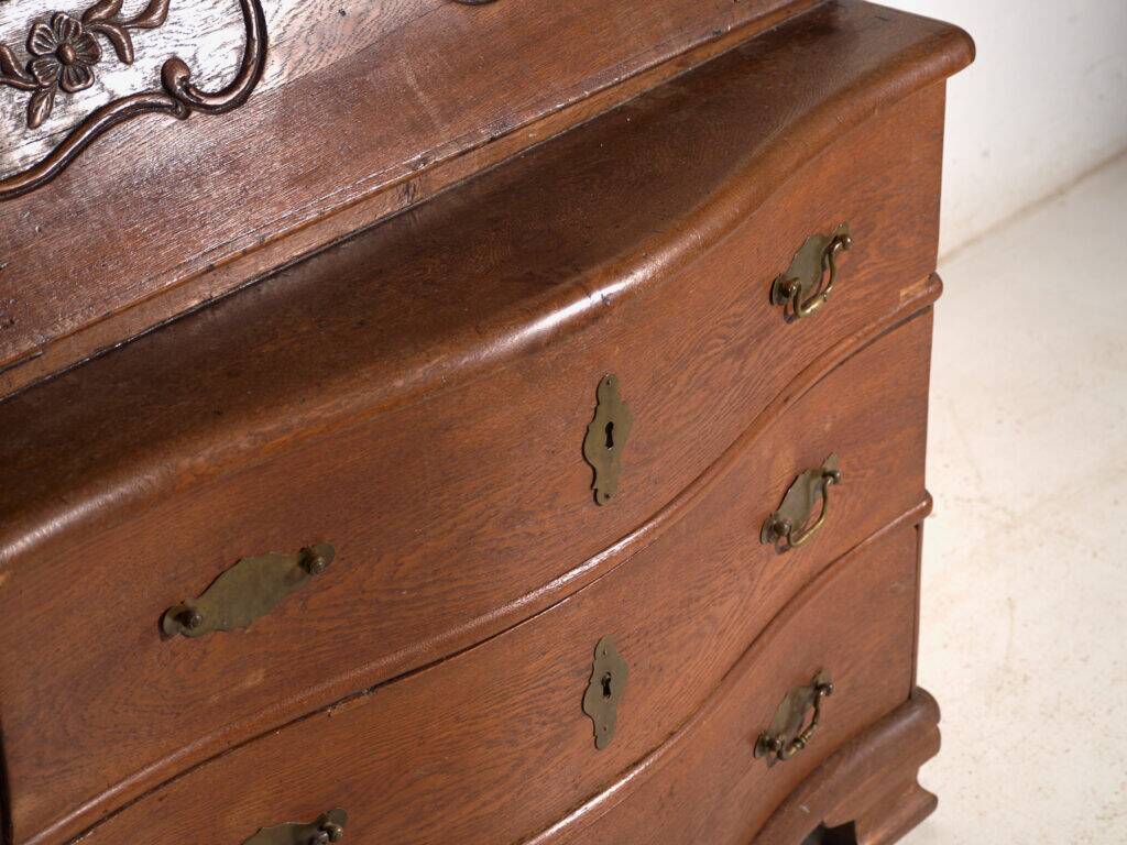 Antique oak secretary – Central Europe, circa 1850