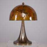 Tulip lamp