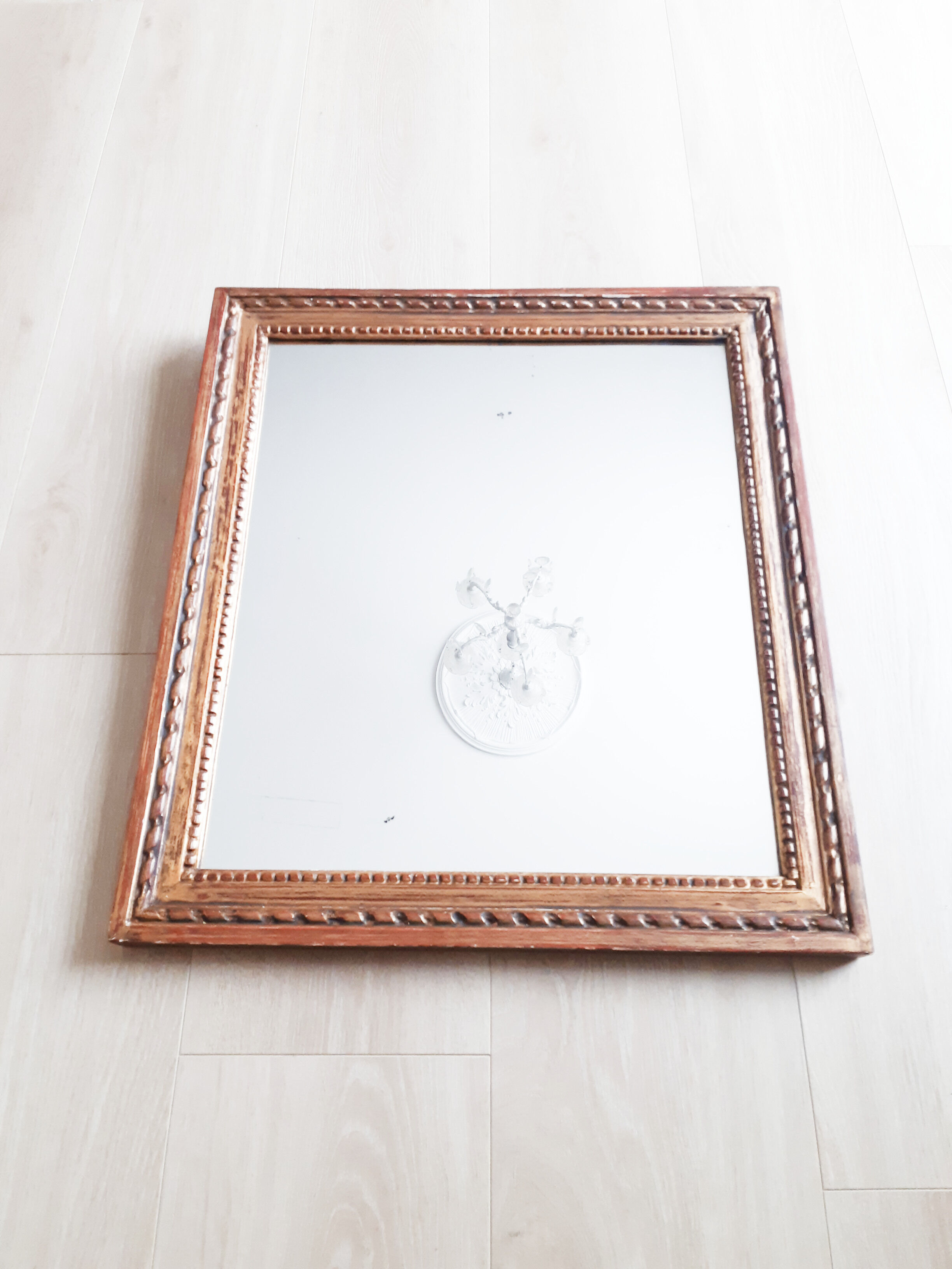 Old gilded mirror, 58 x 52 cm