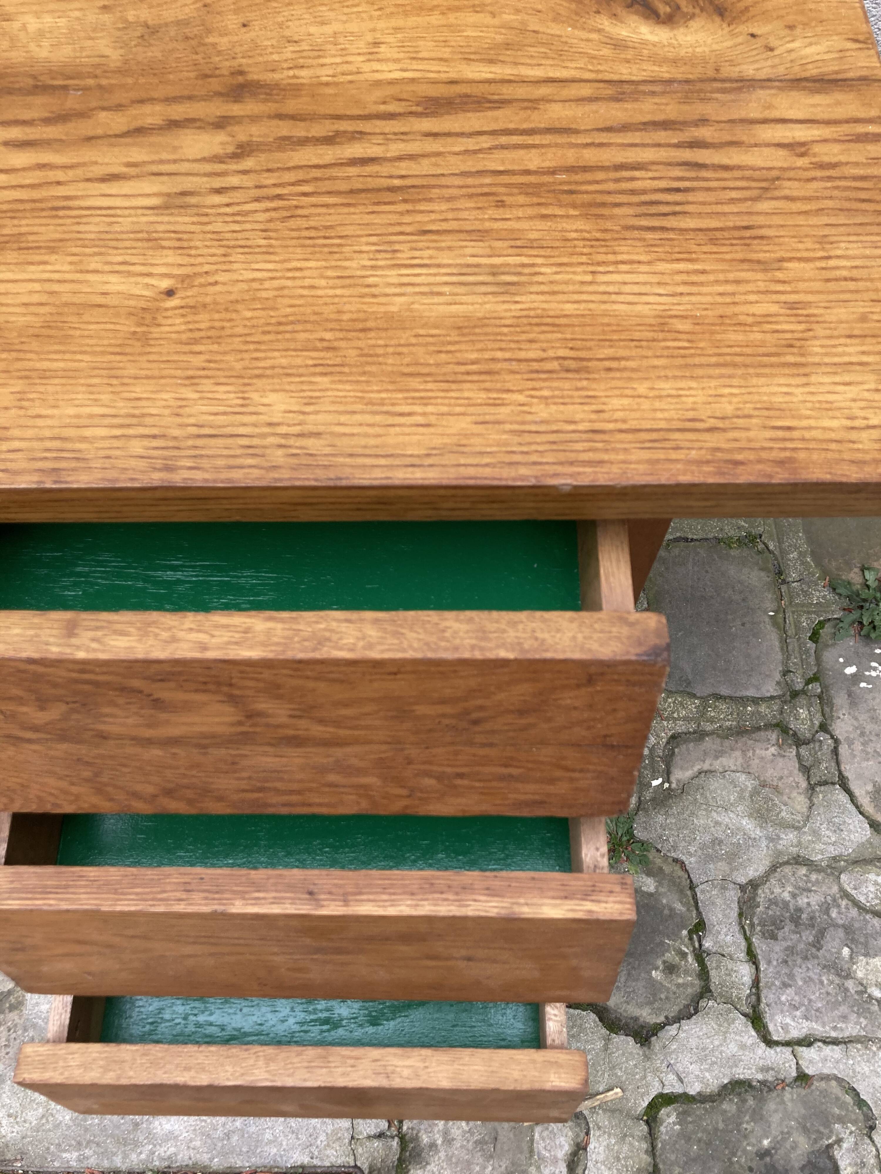 Hitier style desk