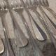 12 fourchettes à huitre en métal argenté orfèvre J Brille manche uniplat
