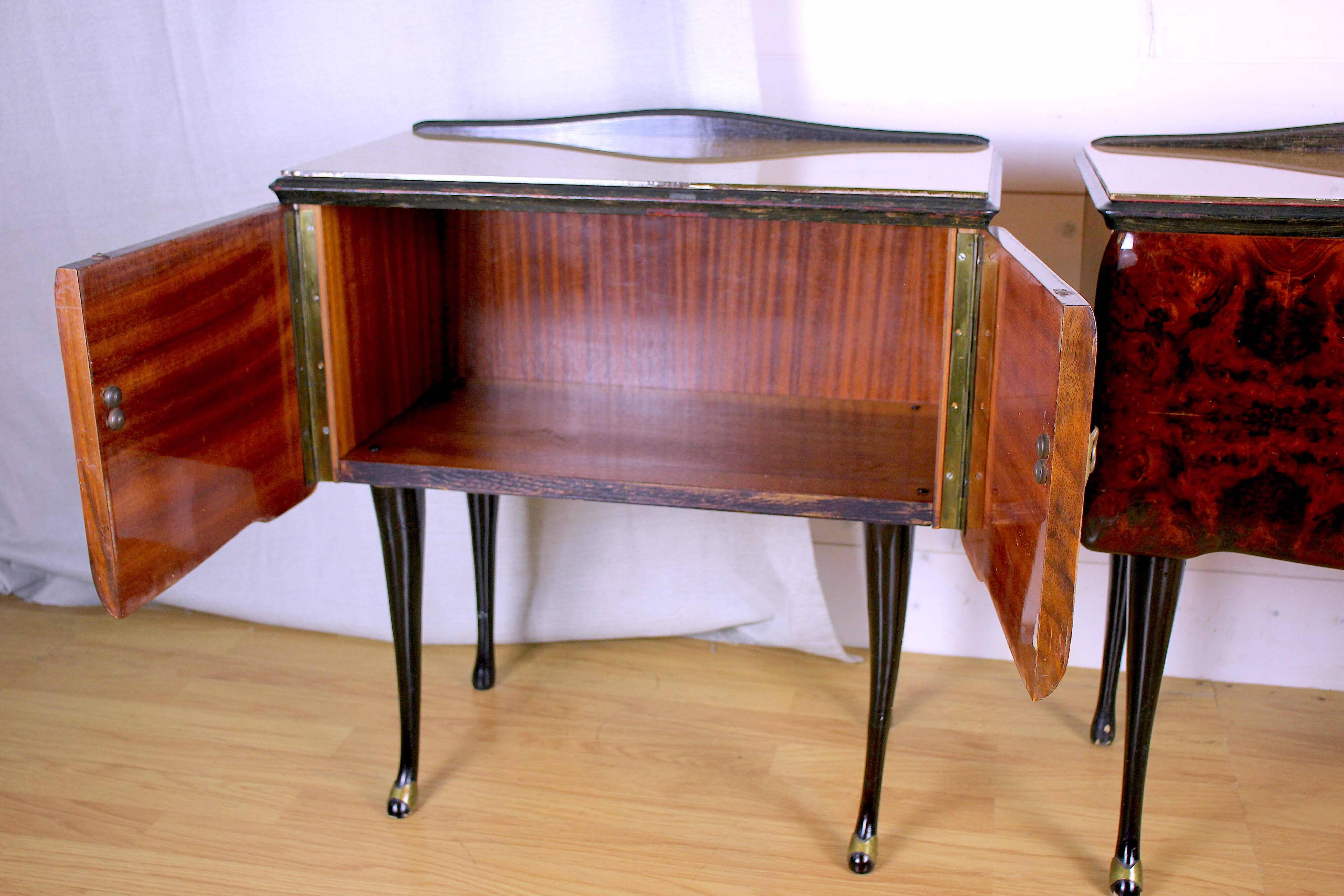 Pair of bedside tables, rosewood and burl walnut, Italy 1950