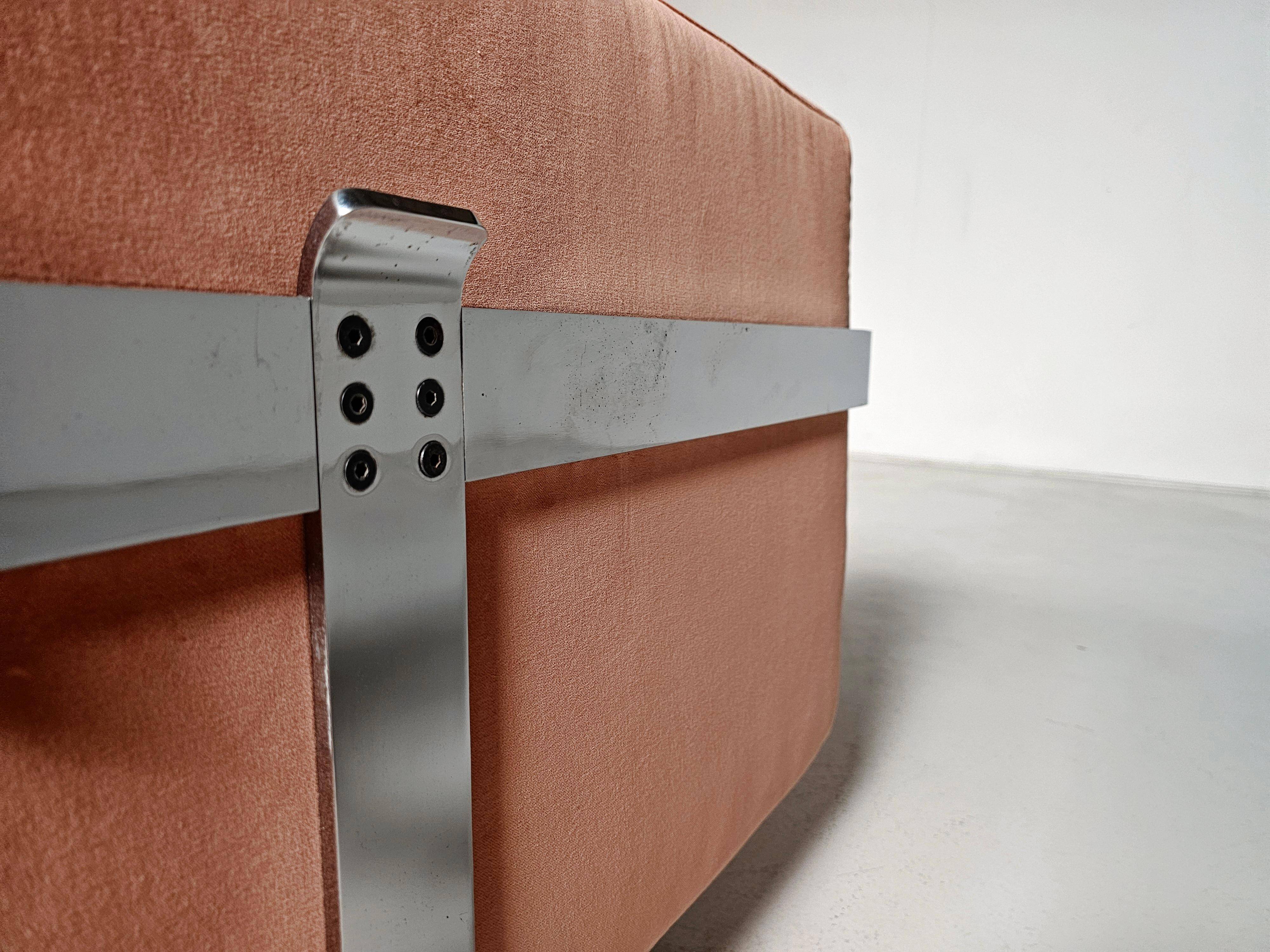 Paire de fauteuils par Luigi Caccia Dominioni pour Azucena, années 1960