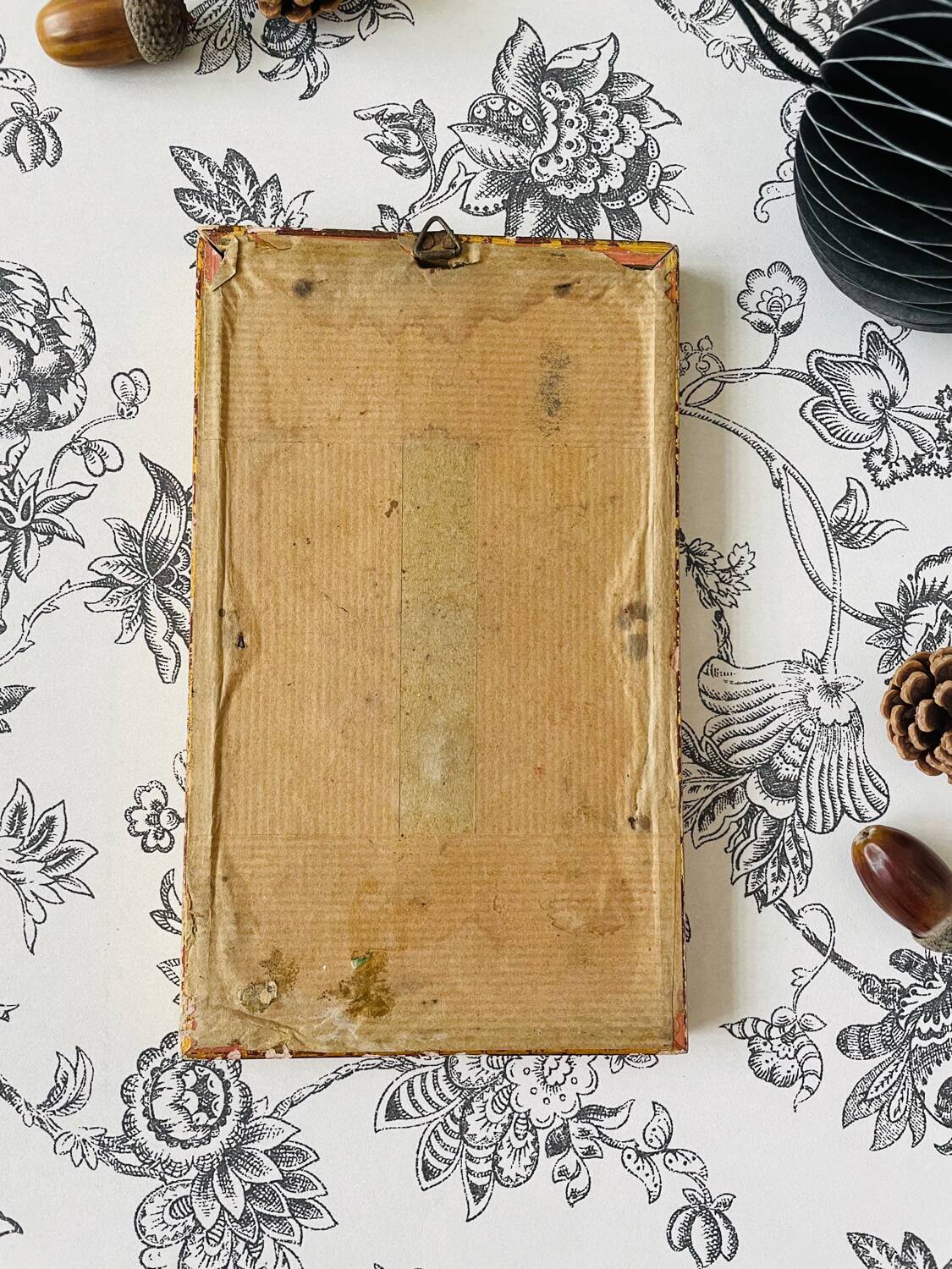 Vintage dried flowers frame