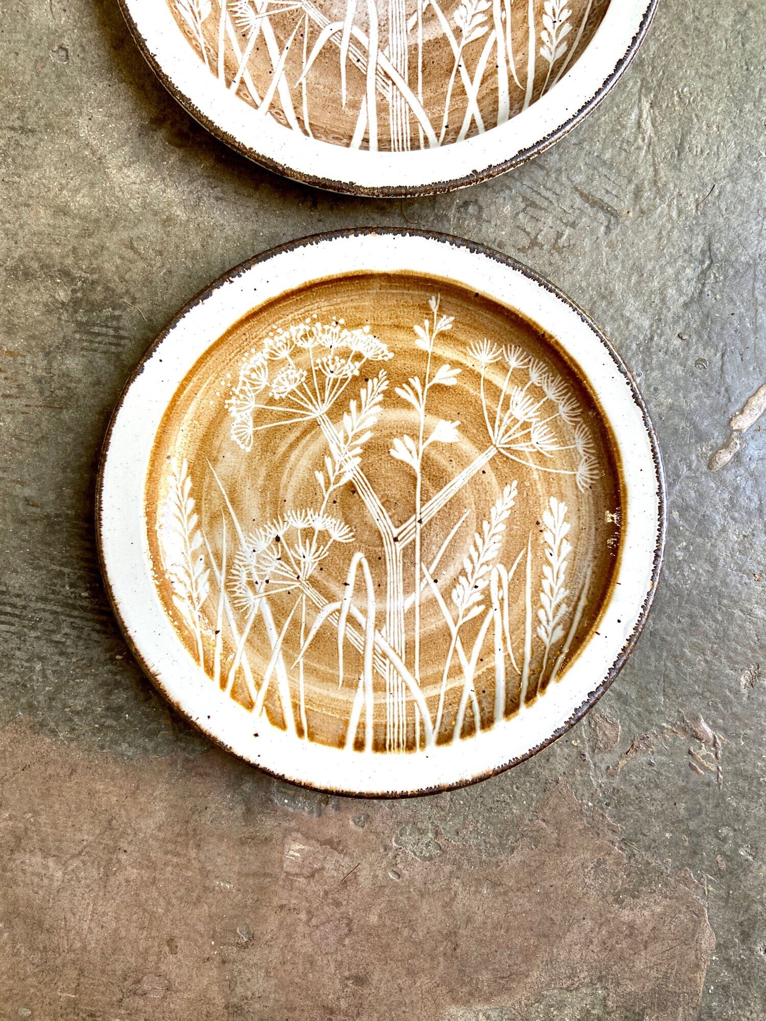 2 flat plates Midwinter in glazed stoneware, service "Shady lane"