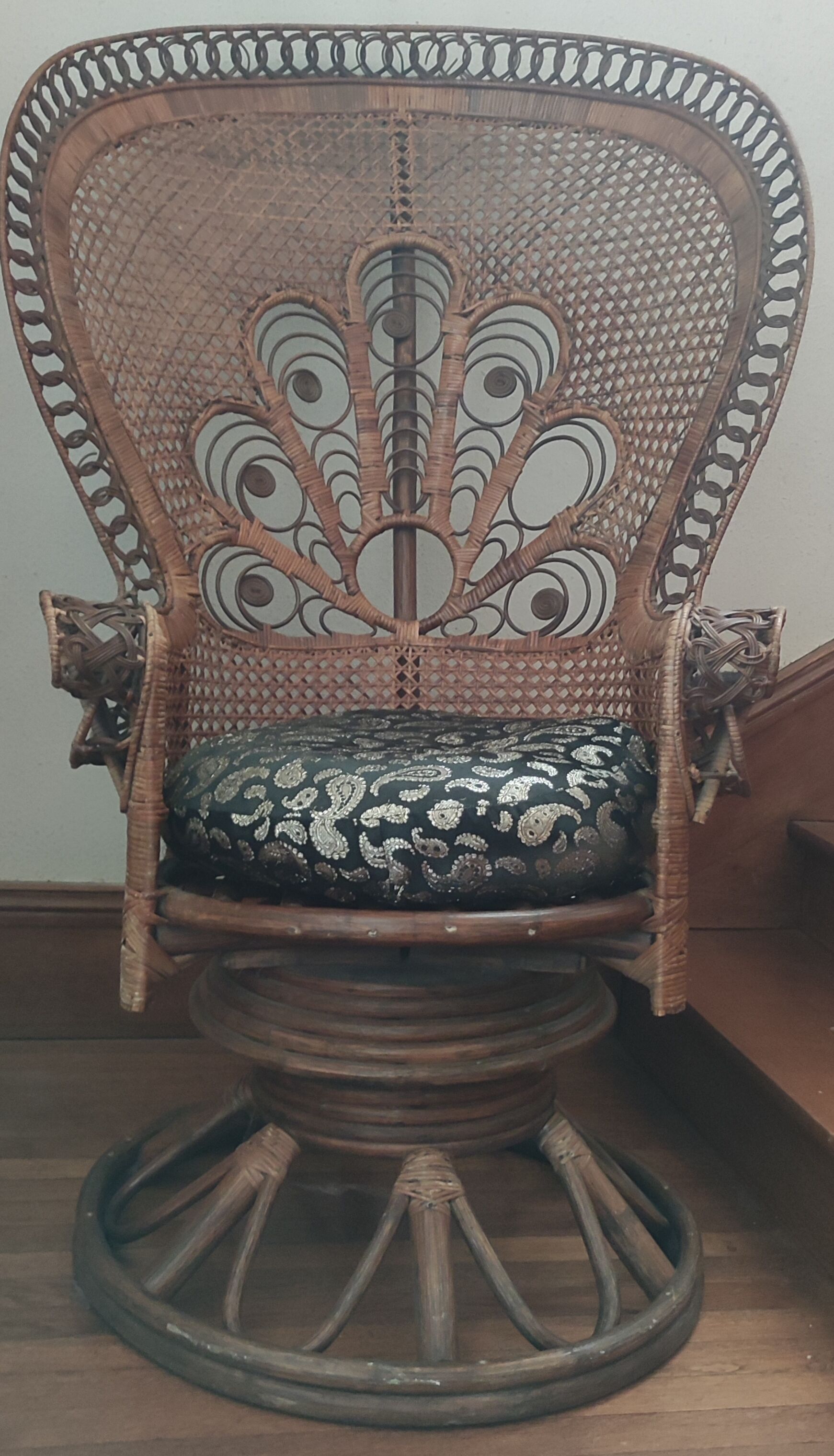 Large Armchair Peacock Emmanuelle/vintage rattan