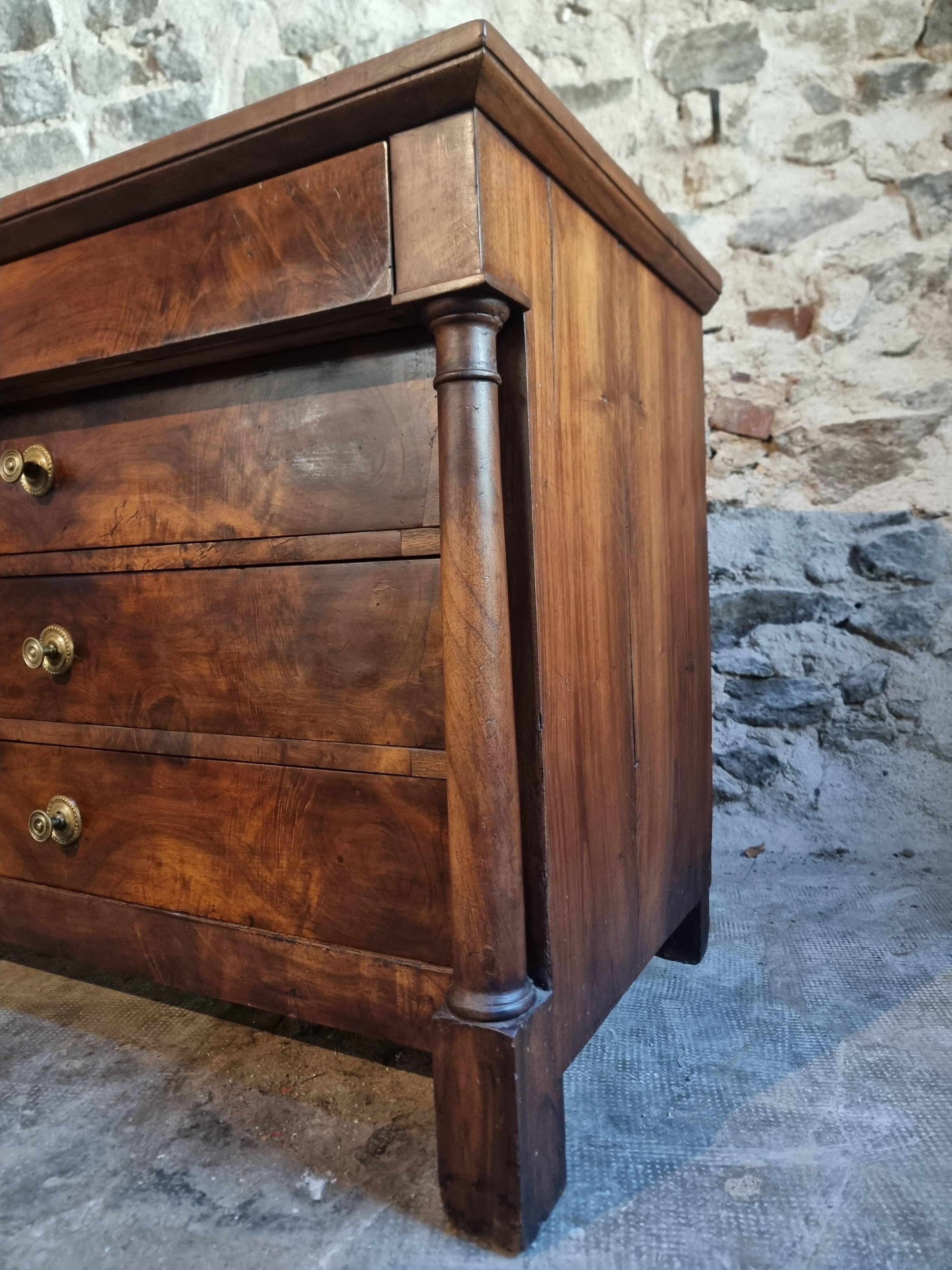 Antique French walnut commode, early 19th century (1800–1830), 4 drawers.