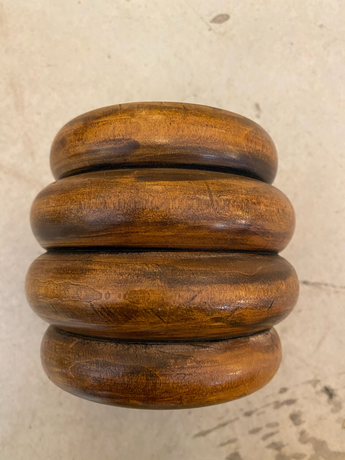 Vase en bois