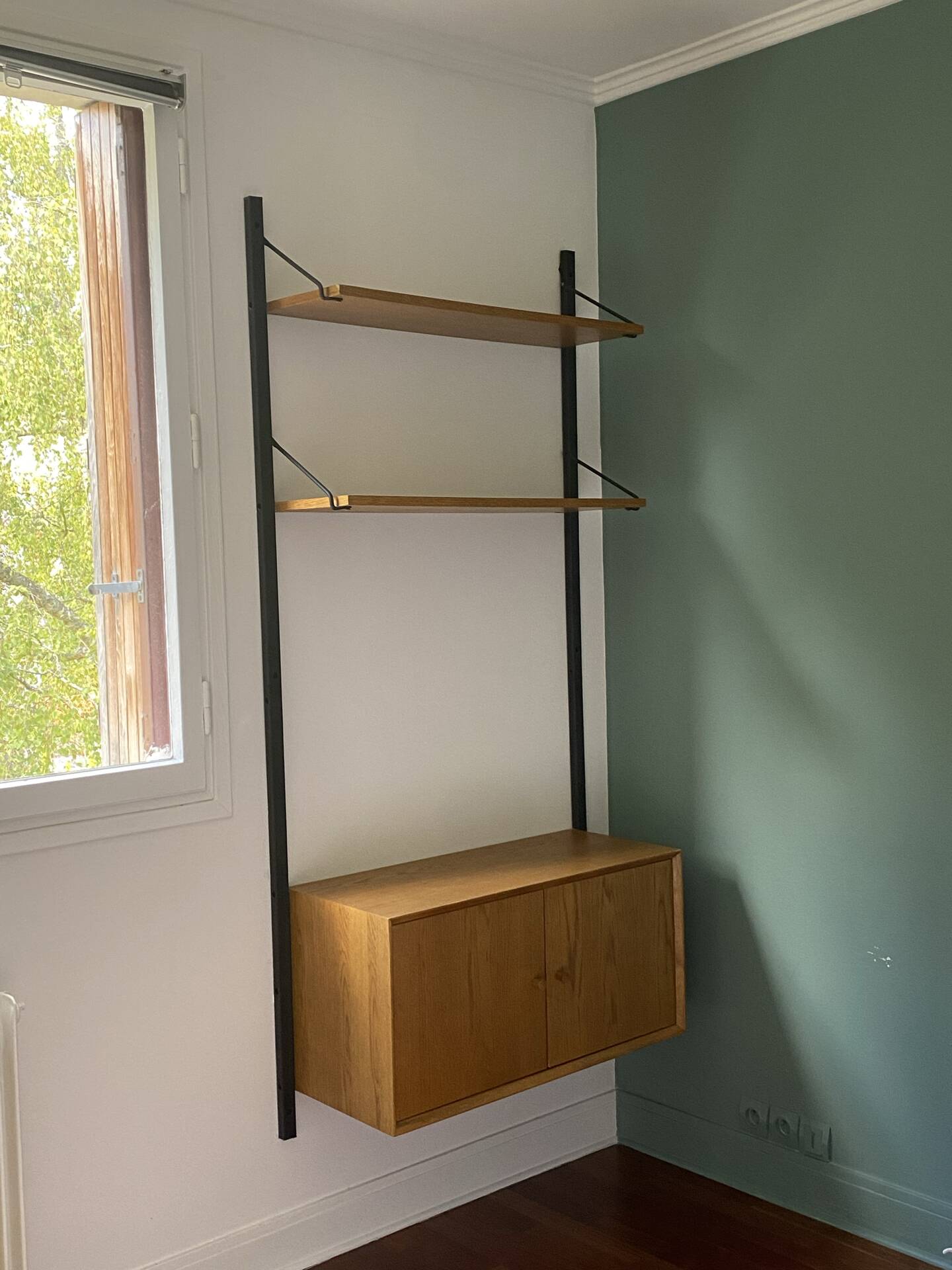 Wall shelf wood and metal