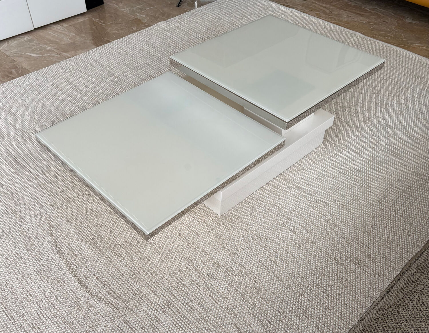 Lacquered modular coffee table Sigma