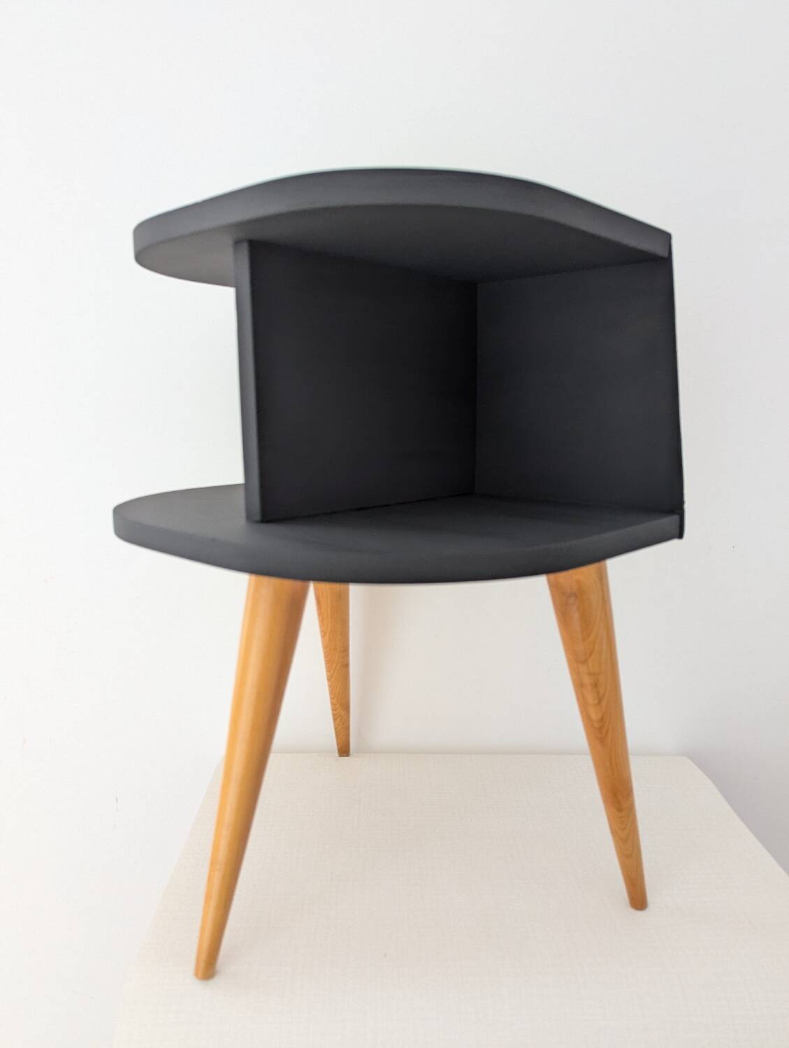 Chevet tripode années 50