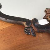 Vintage fiddle mirror to put down.