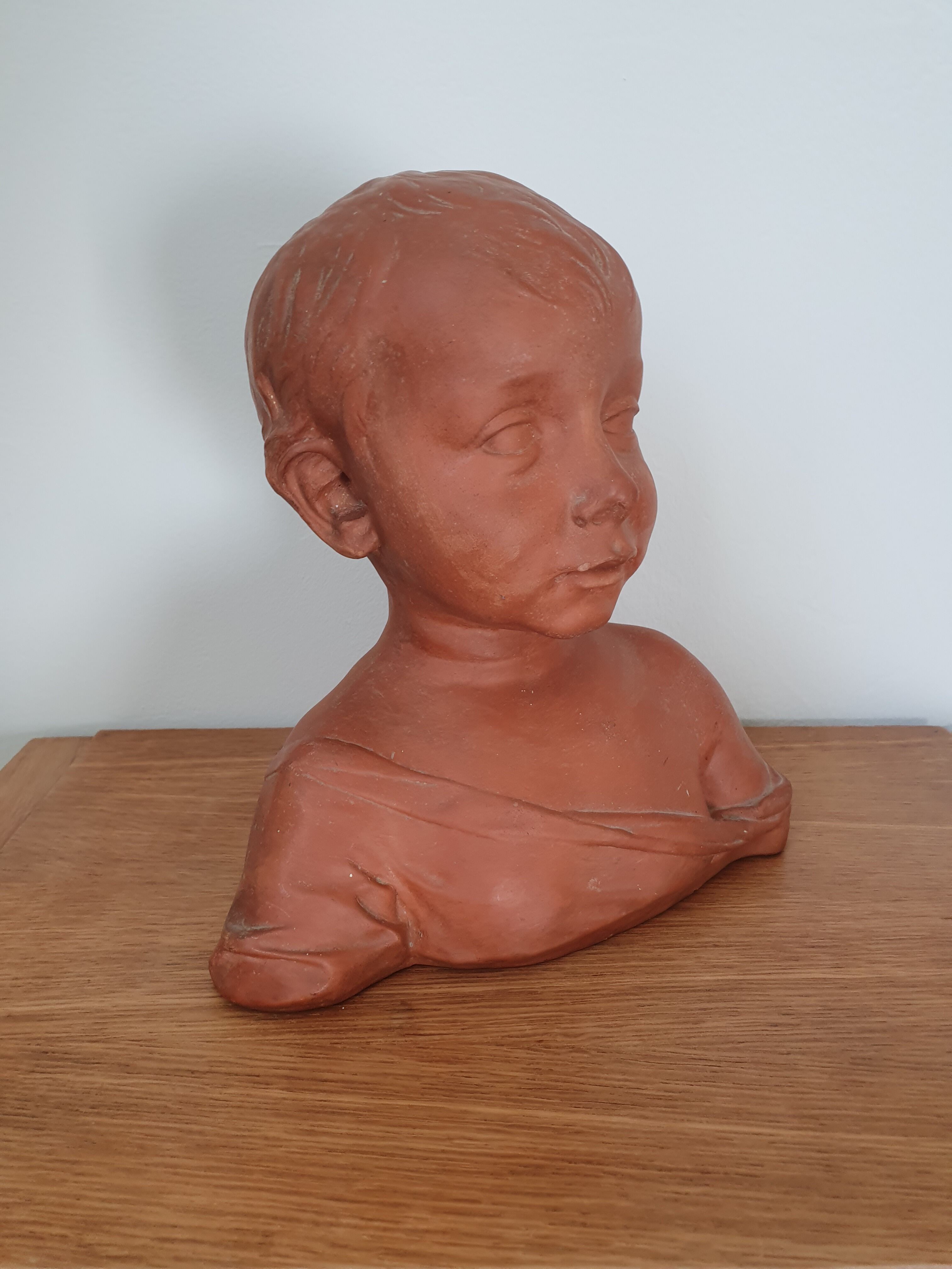 Child bust