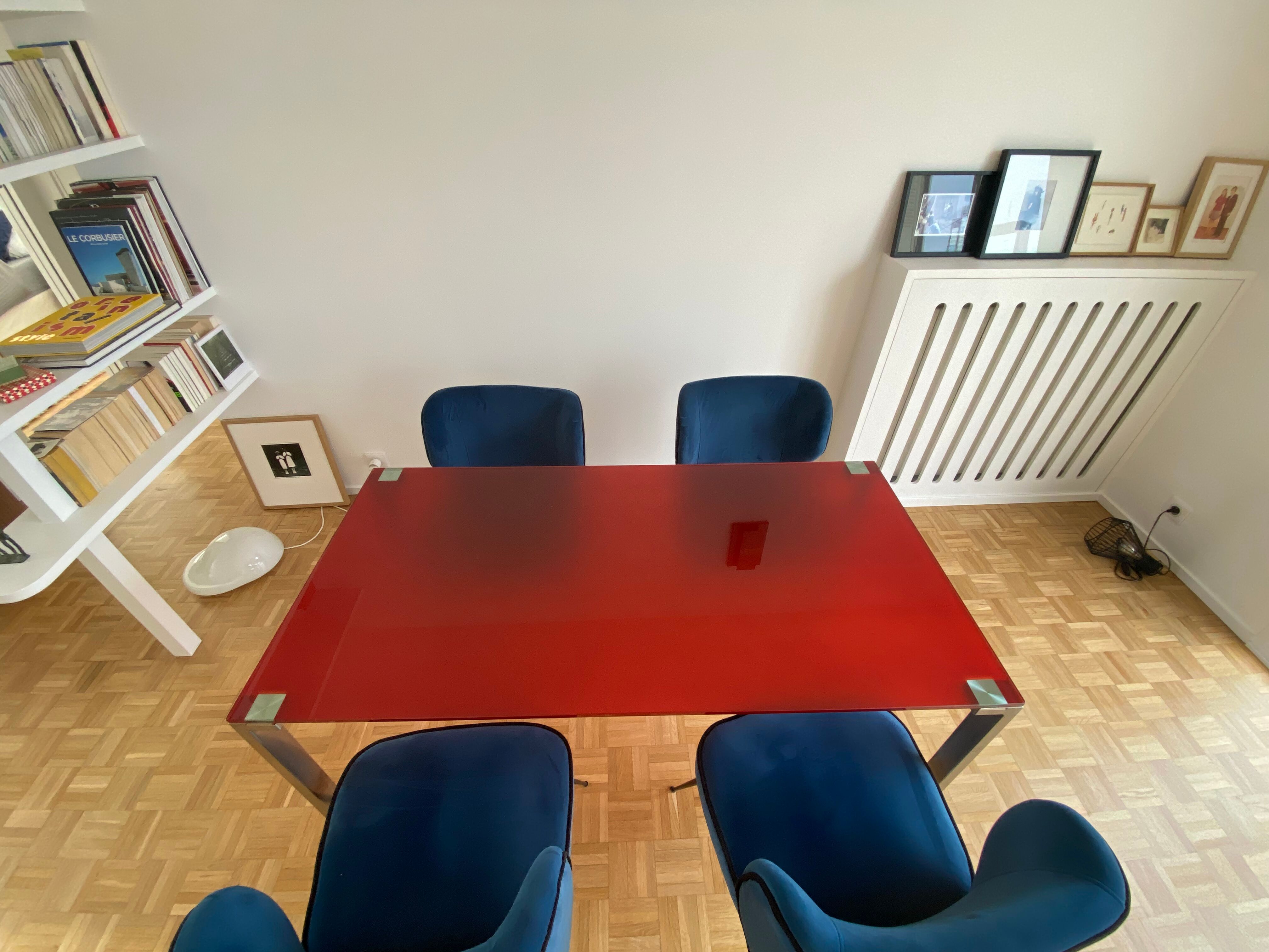 Nouvel Jean table