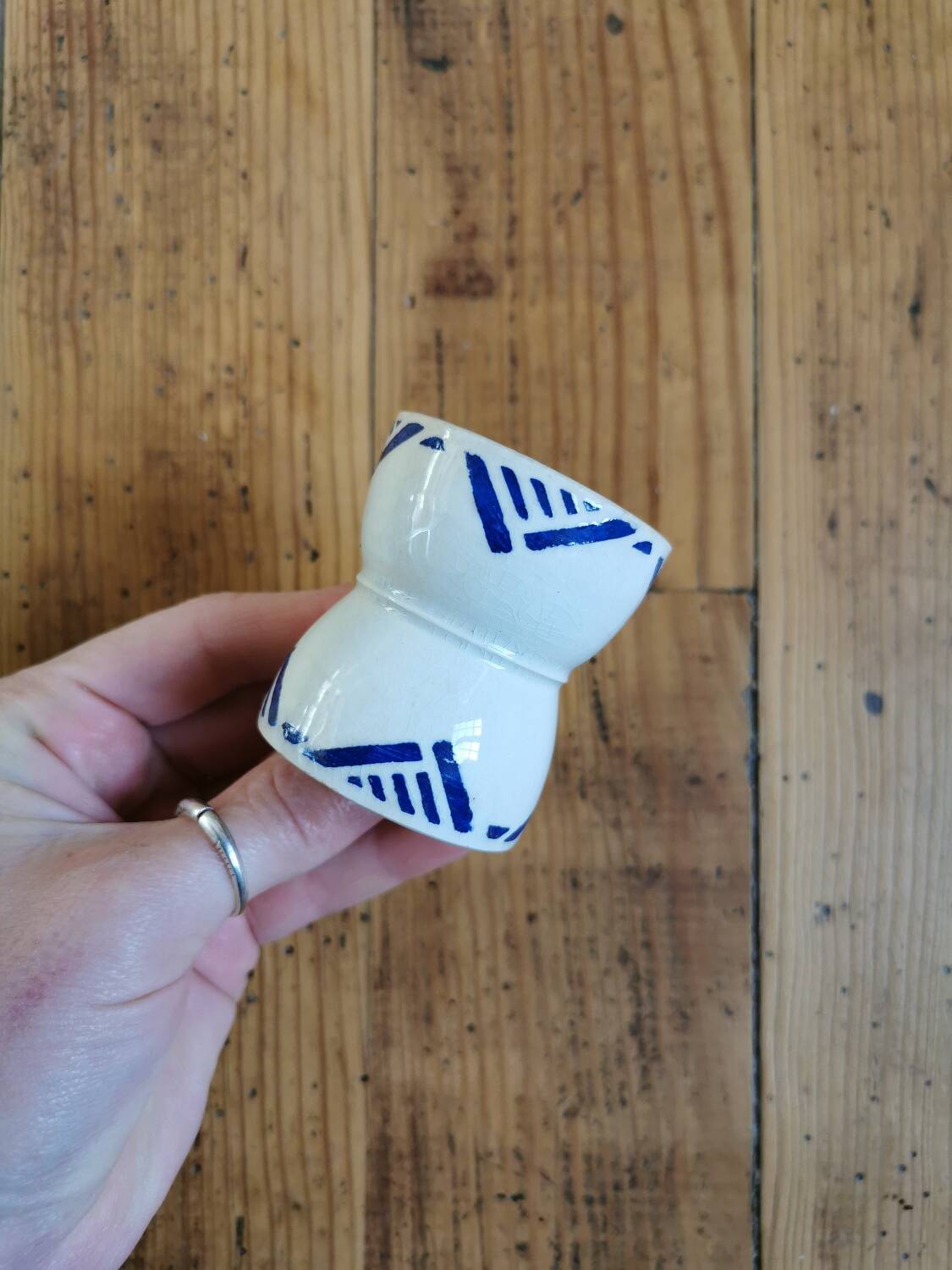 Old diabolo egg cup