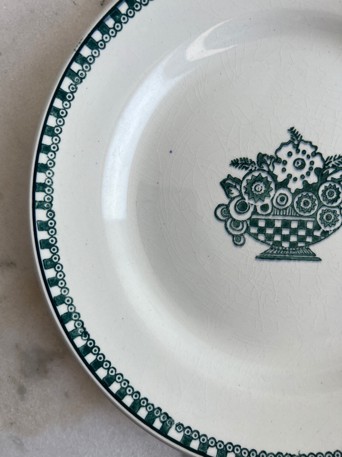 Assiette plate Sainte Armand