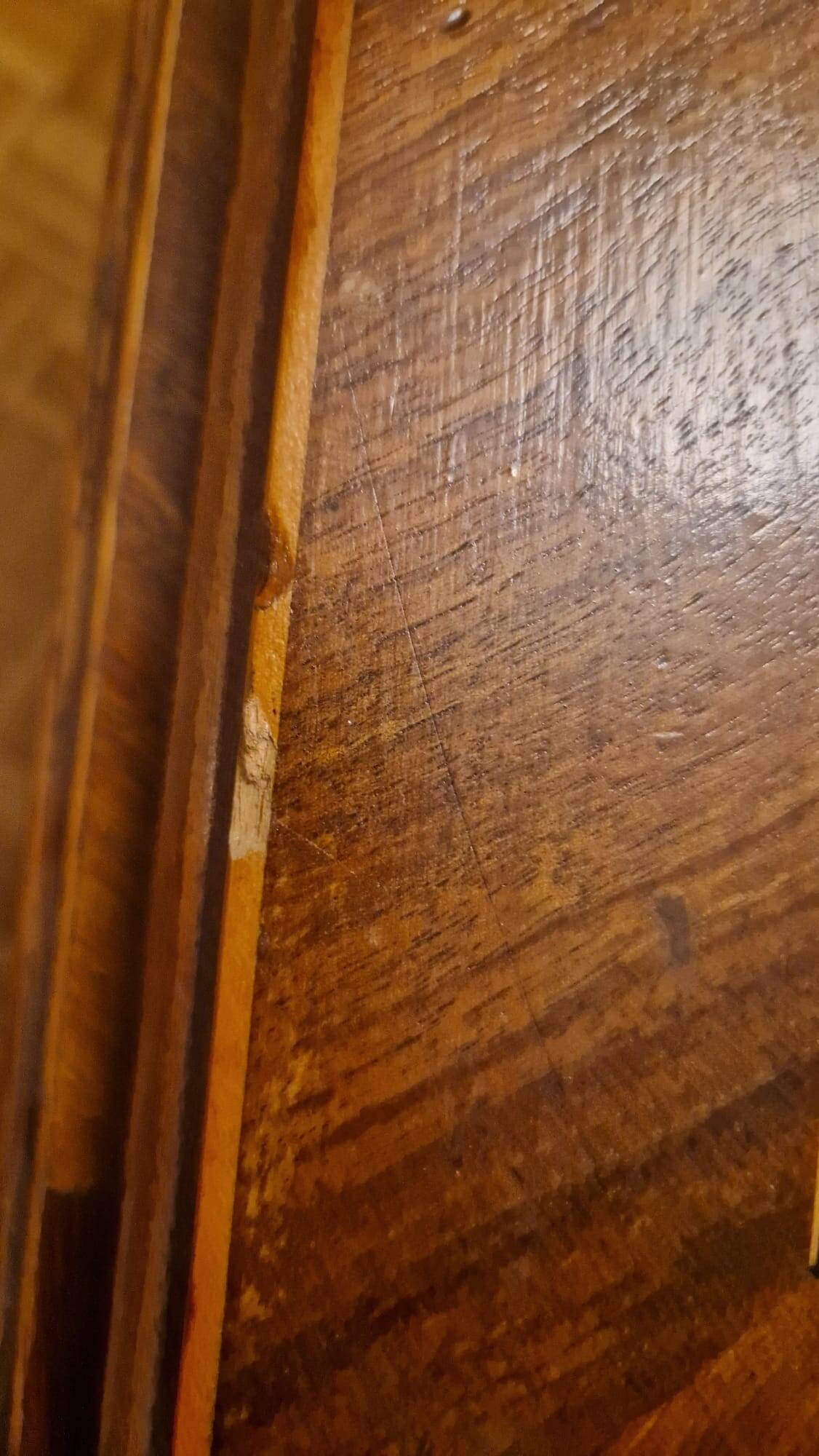 Sewing machine table