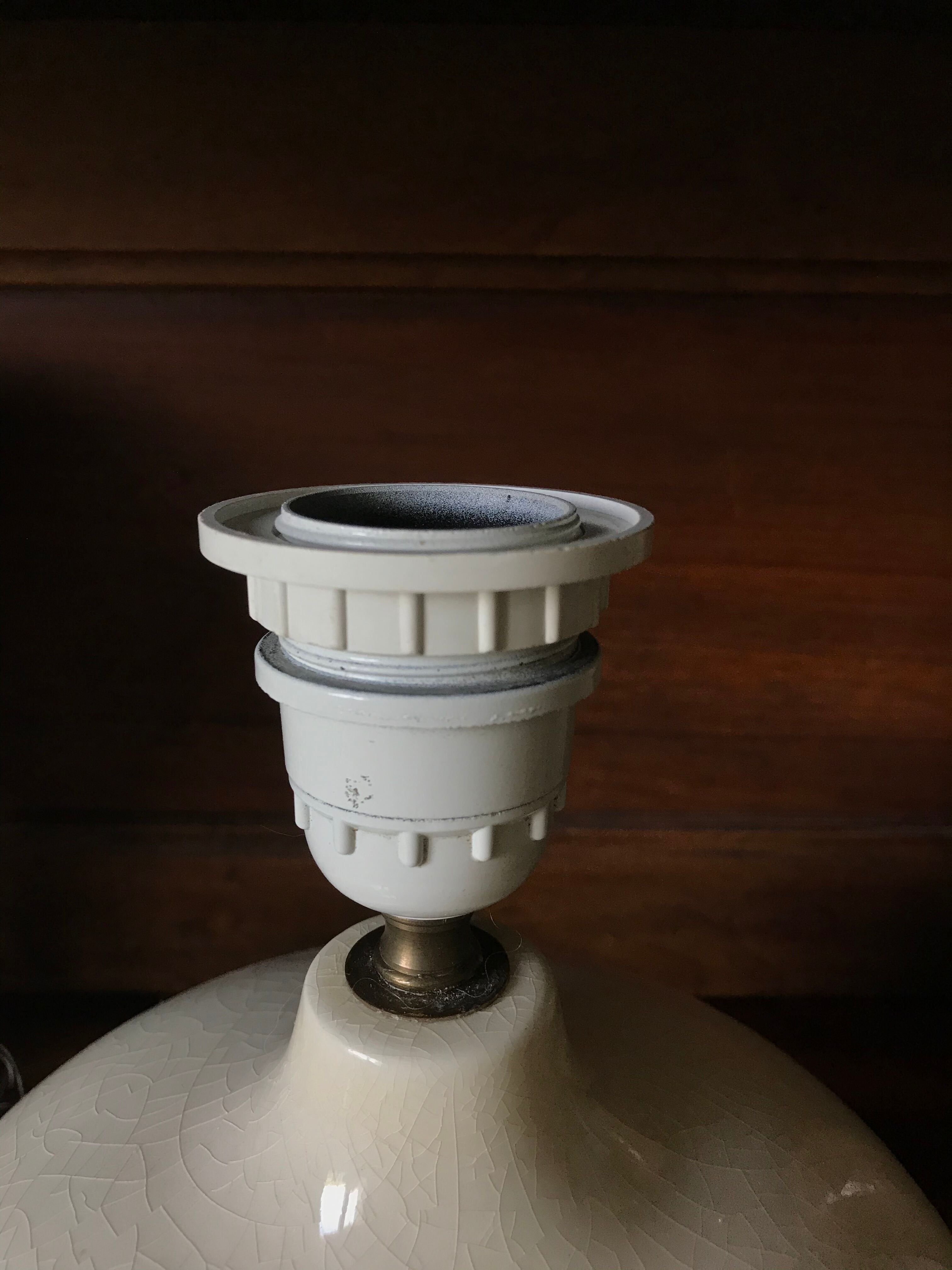 Pied de lampe en céramique craquelée