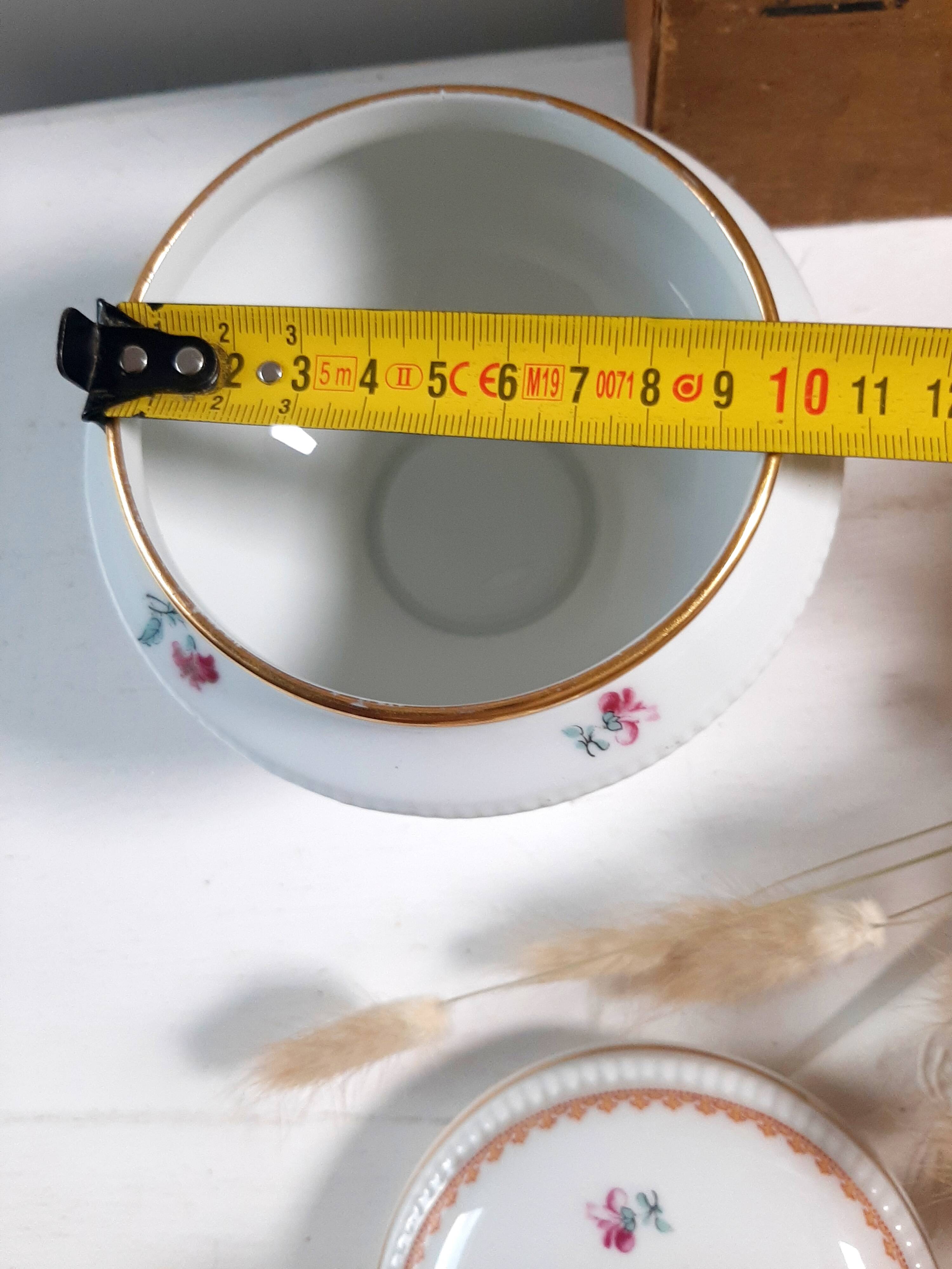 Sucrier en porcelaine de Limoges manufacture Bernardaud