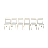 Chaises de terrasse de bistrot