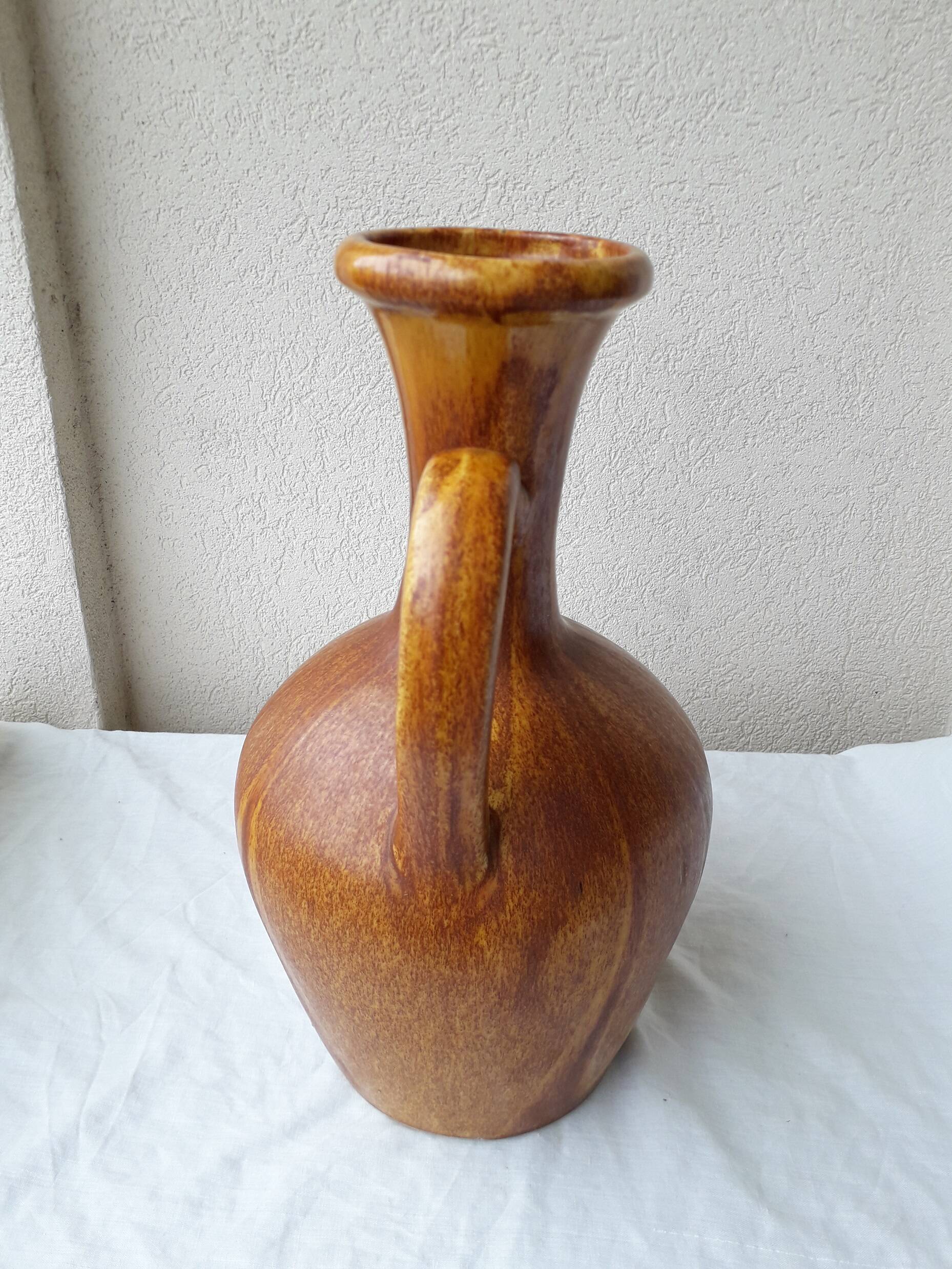 Poët-Laval Lézignan ceramic vase