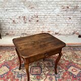 Table de cabaret en noyer estampillée d’époque Louis XV XVIII eme siècle