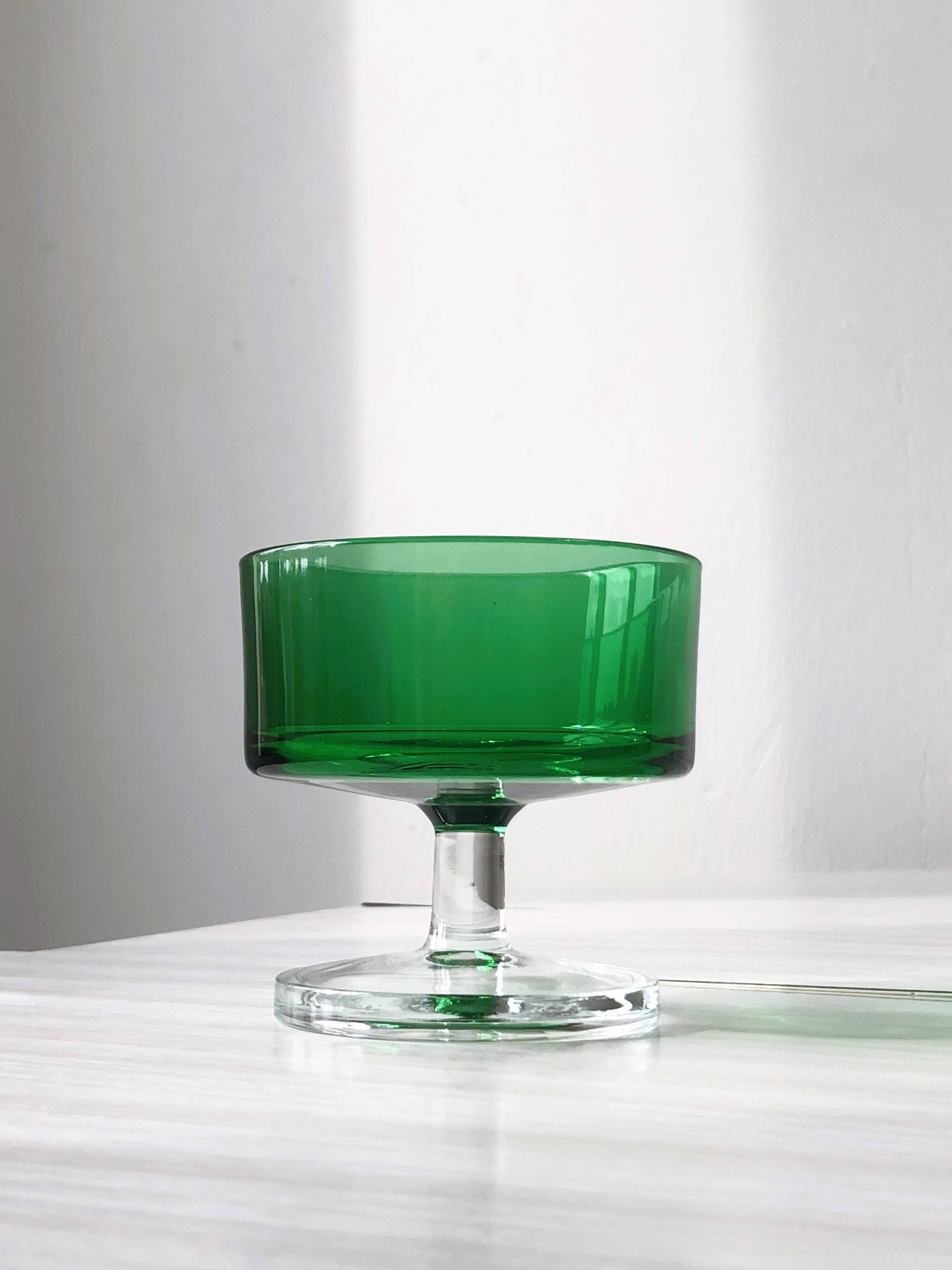 6 translucent green champagne glasses, Cavalier Luminarc dessert glasses