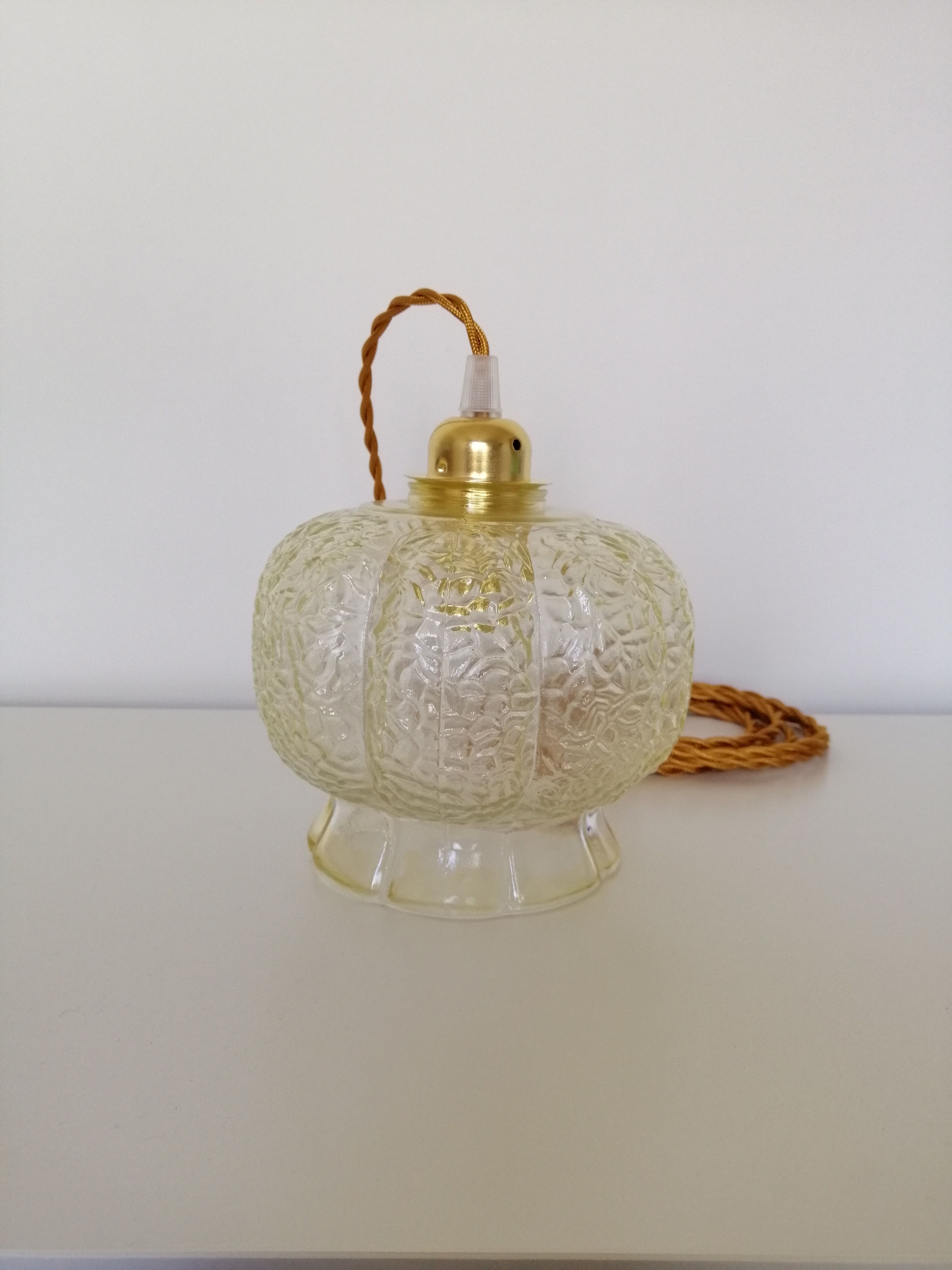 Vintage hanging lamp