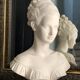 Statue Buste de Manon Lescaut albâtre socle marbre vert signé Giannelli