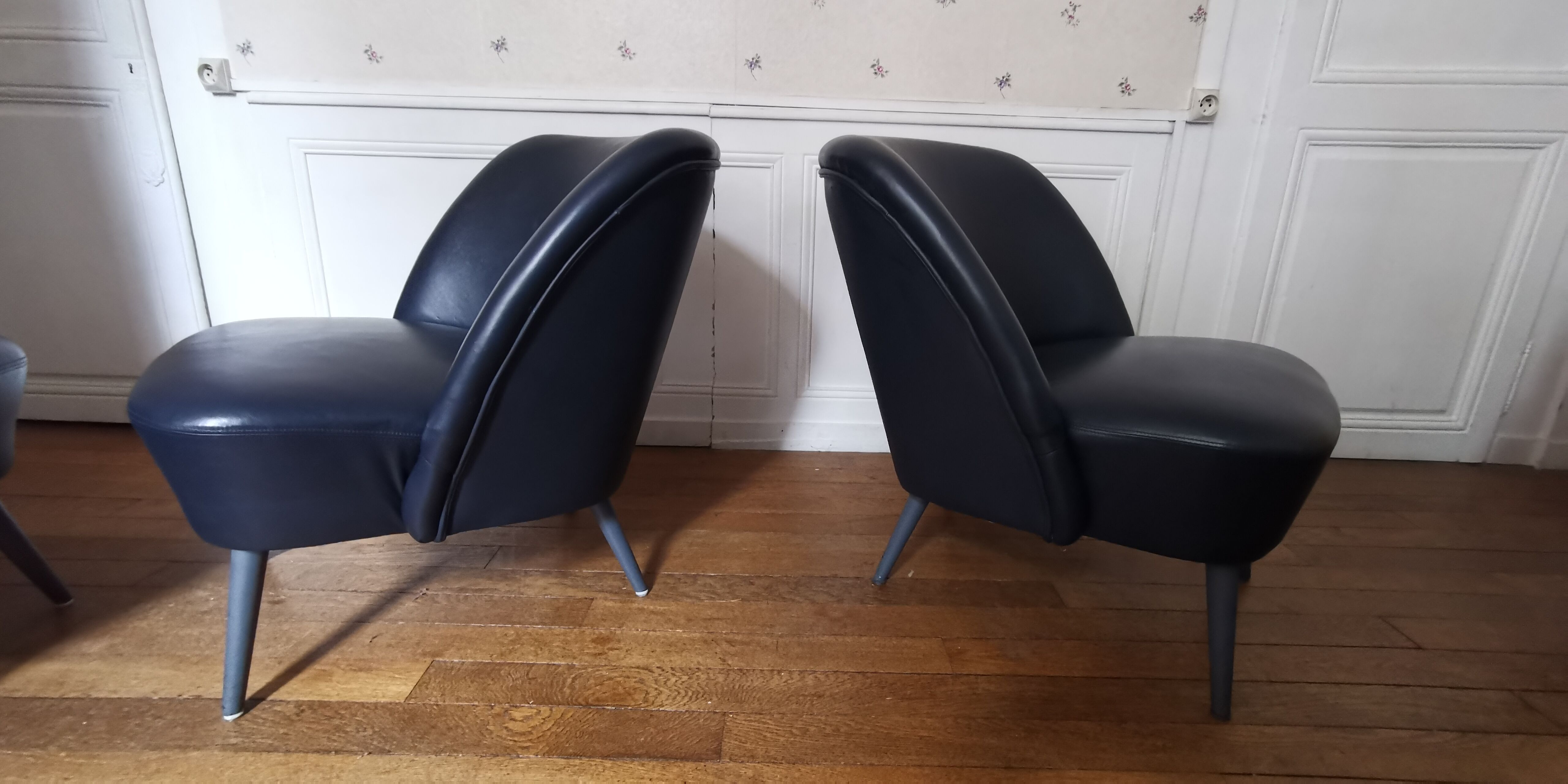 Cocktail armchair blued black leather 50/60