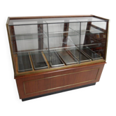 Vitrine de boulangerie vintage