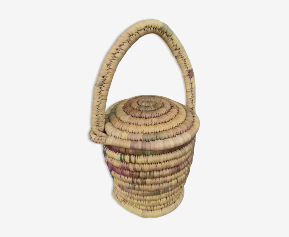 Panier en fibres végétales