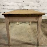 Farm table