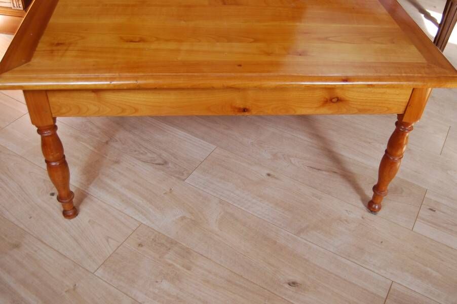 coffee table in solid cherry wood