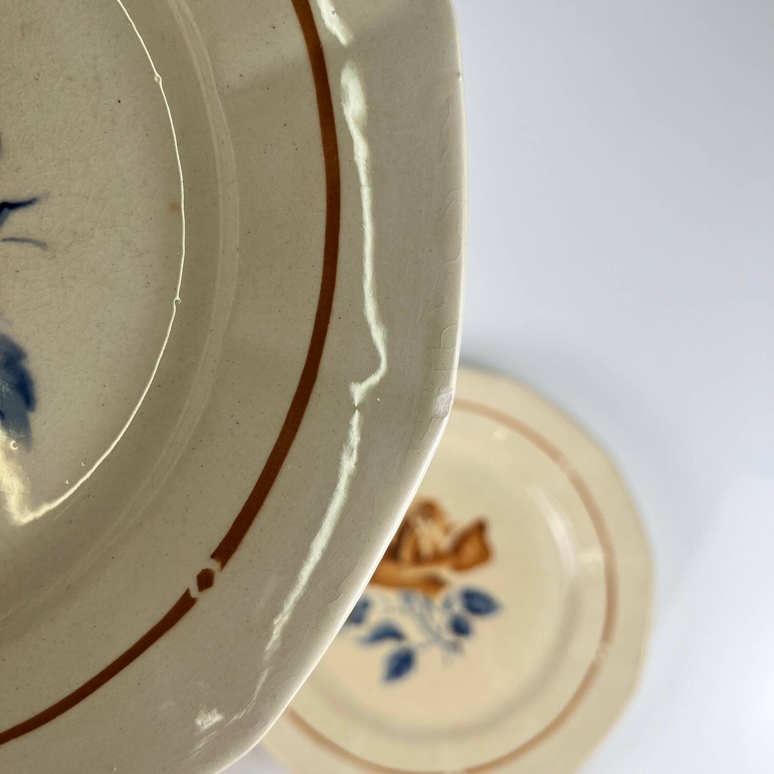 Set of 4 dessert plates Sarreguemines flower pattern, first half of the