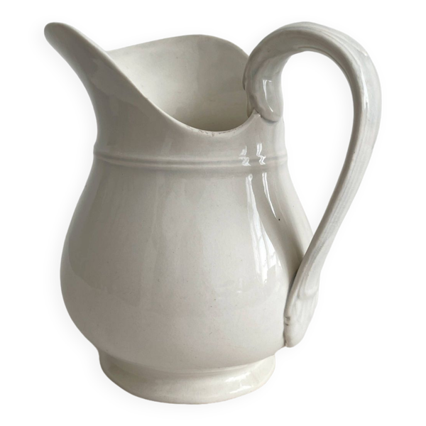 Broc pichet blanc ancien terre de fer opaque de Sarreguemines
