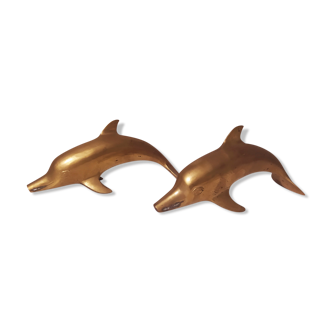Paire de dauphins en bronze ou laiton
