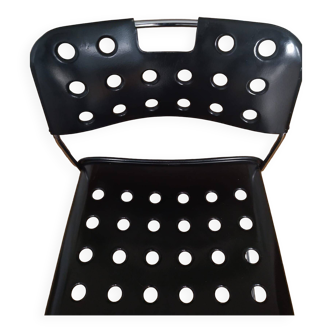 Chaise modèle Omkstack en acier par Rodney Kinsman