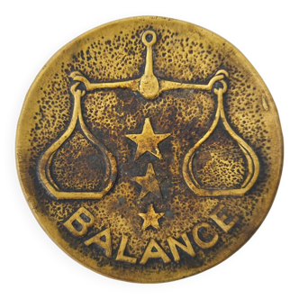 Coupelle, vide-poche tripode en bronze par Max le Verrier marqué "Balance"