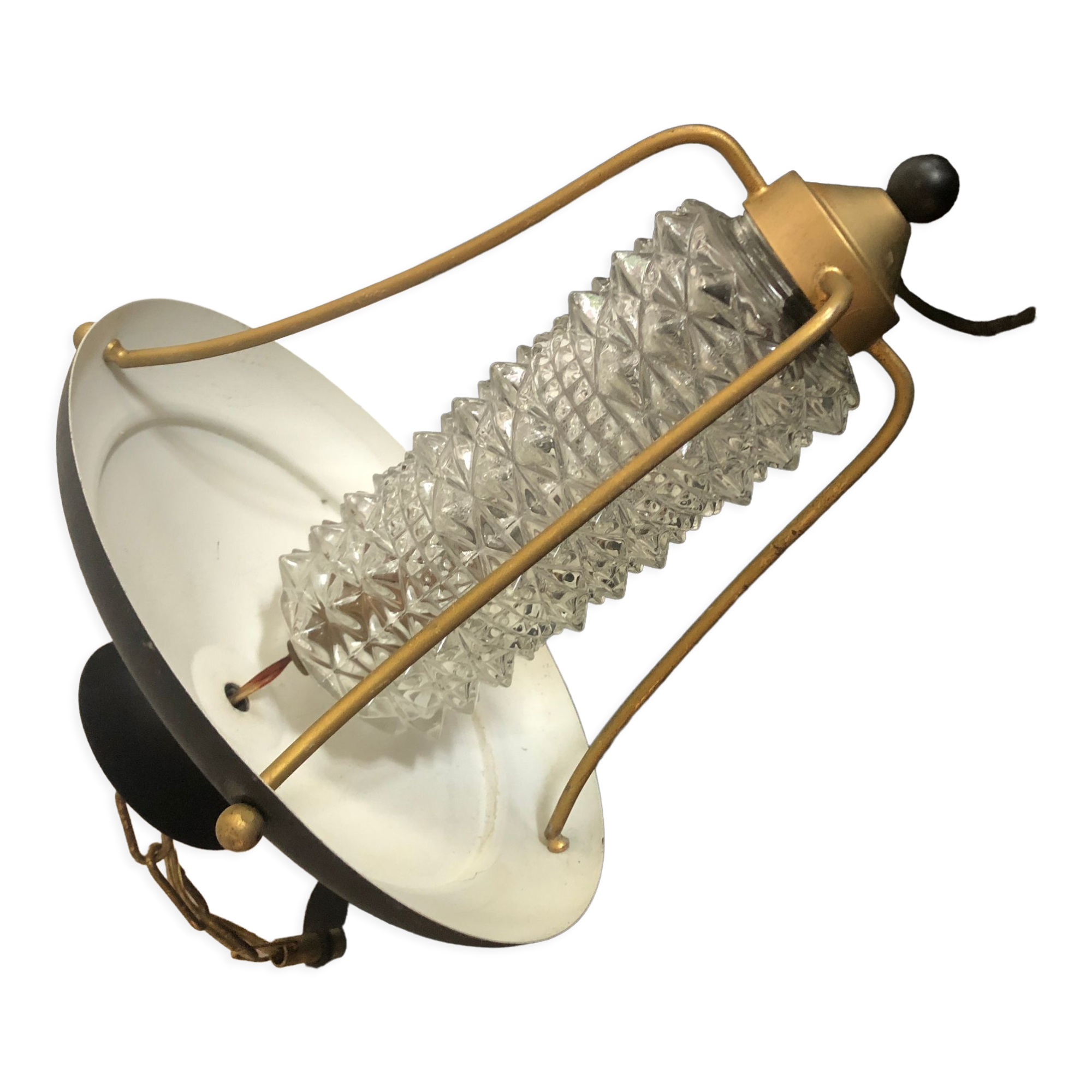 Lantern suspension