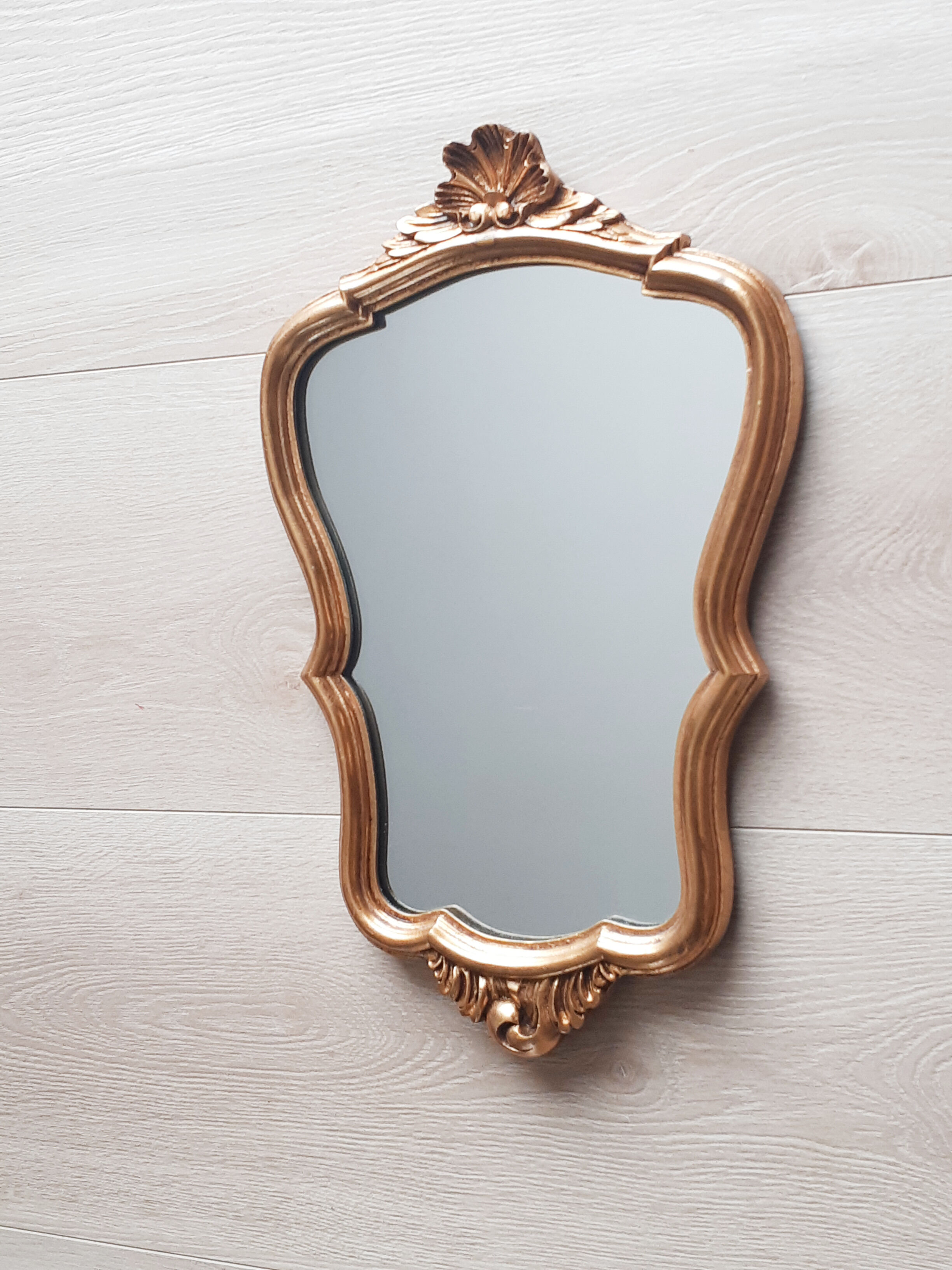 Mirror rocaille Louis XV style, gilded frame, 38 x 25 cm
