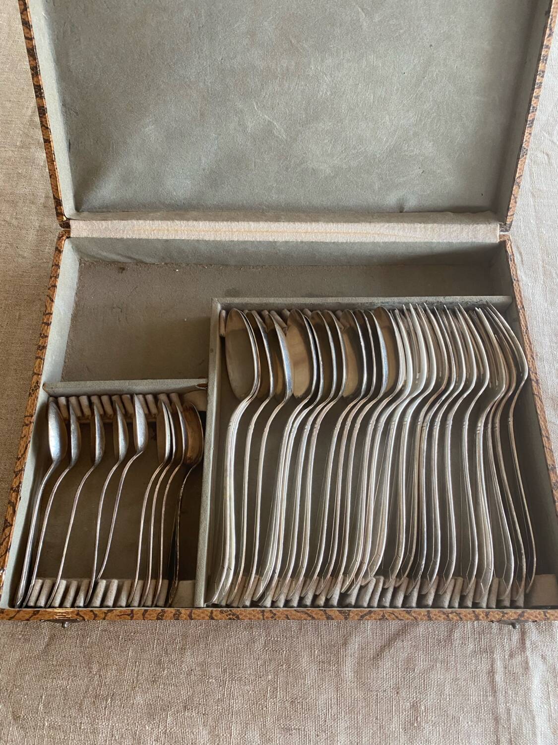 Coffret couverts métal argenté