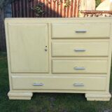 Buffet convenient vintage Mado lacquered white beige in good condition.
