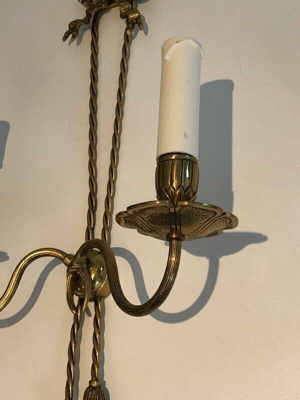 Paire d'appliques en bronze de style Louis XVI