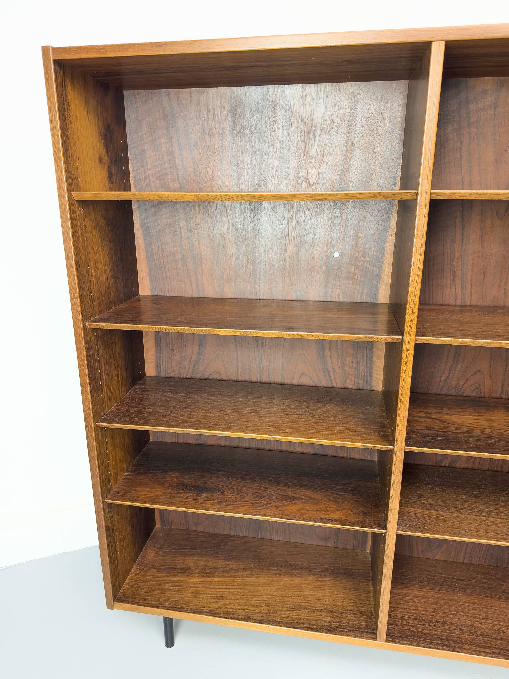 Bibliothèque danoise vintage par Carlo Jensen pour Hundevad & Co., années 1960