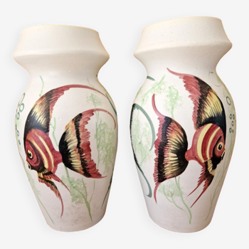 Jacques Fonck à Vallauris - Paire de vases en céramique - A décor de 3 poissons dans les algues