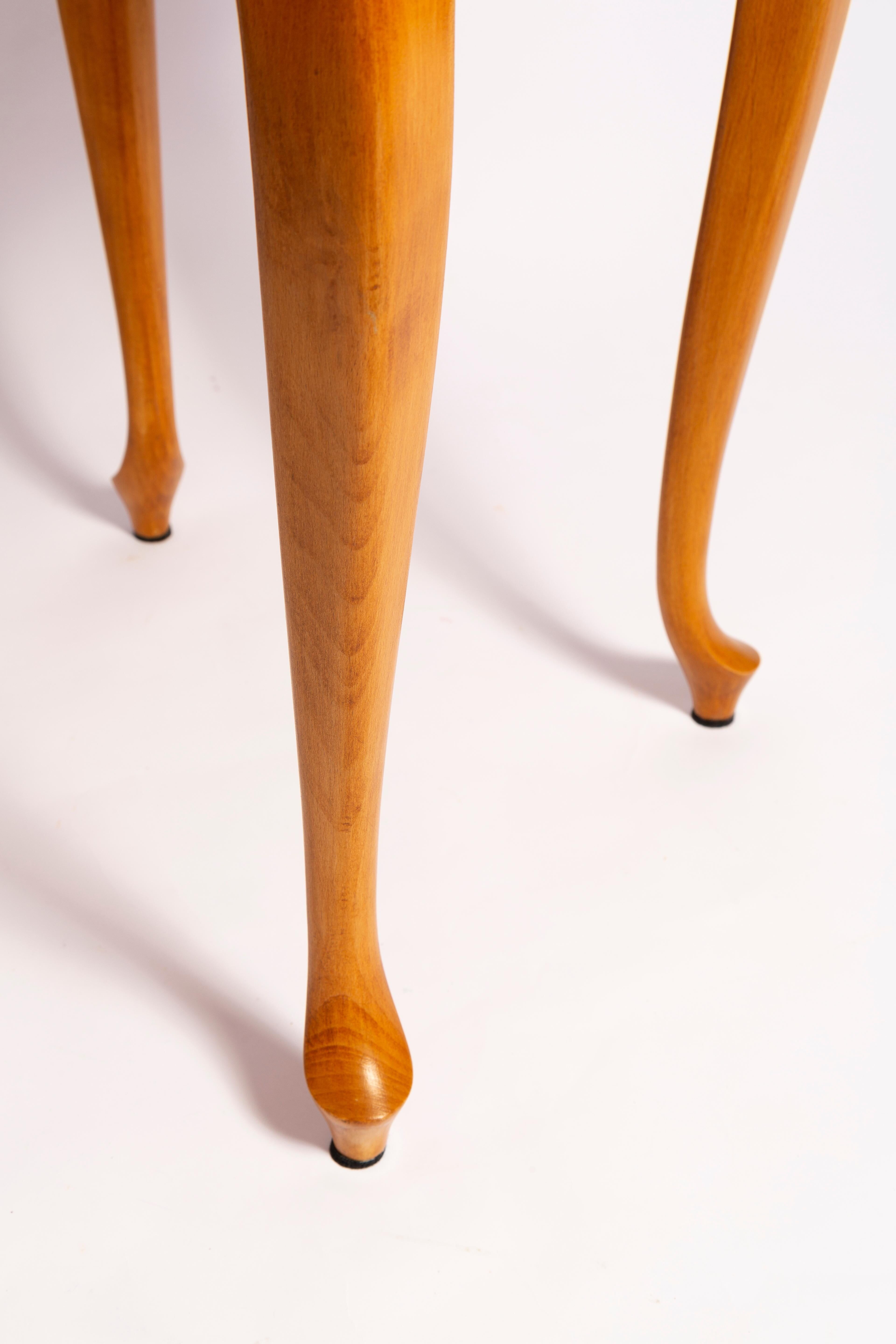 Mid-century round coffee table, light wood, Poland, 1960s